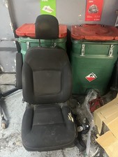 Siege avant gauche RENAULT TRAFIC 3 COURT PHASE 2 876708454R