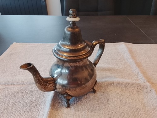 Ancienne petite théière