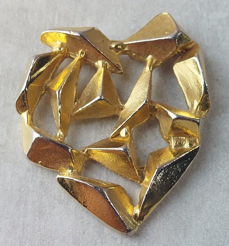 Ancienne broche forme coeur