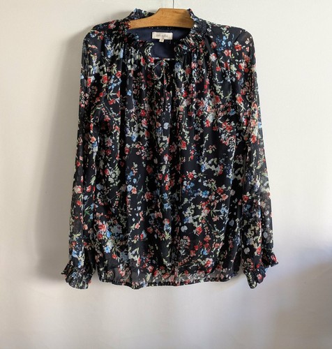 Blouse noire fleurs - à,