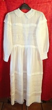 03I4  ANCIENNE ROBE BAPTÊME