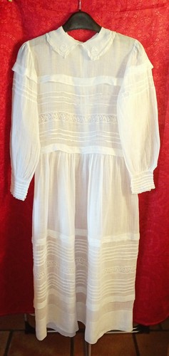 03i4 ancienne robe baptême - ,
