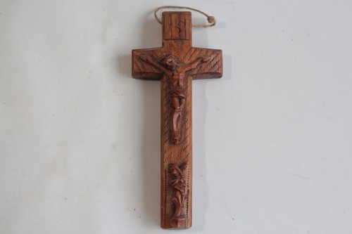 Ancienne croix crucifix - ancienne,