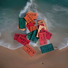 Lot de très anciens jetons en bois du  jeu ricard