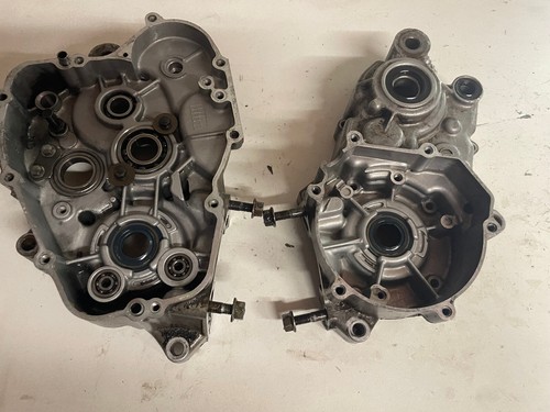 Carter moteur 2001 - moteur, 85