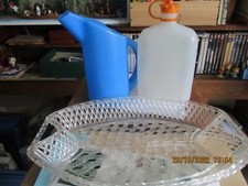 Corbeille à pain  en plastique rigide  vintage + gourde et  pichet  LIEBIG