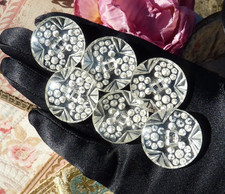 LOT 6 ANCIENS BOUTONS en VERRE PRESSÉ MOULÉ vers 1930