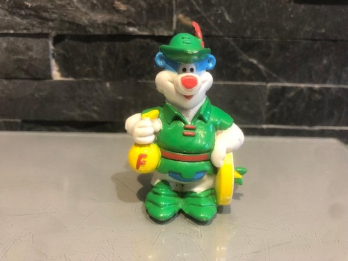 Figurine collection vintage