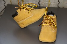 Petits chausson basket bébé