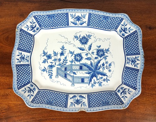 Ancien plat rectangulaire - ancien,