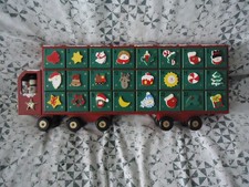  camoin en bois avec 24 tiroirs calendrier de l'avent