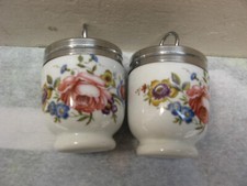 2 CUITS OEUFS EN PORCELAINE ANGLAISE ROYAL WORCESTER -