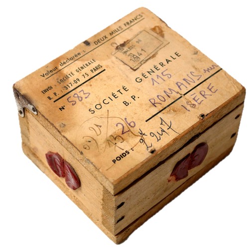 Boite bois ancienne - , postale