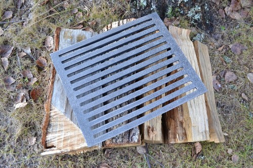 Grille en fonte - -,