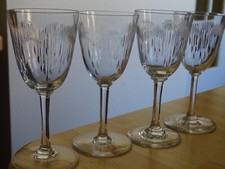 BACCARAT CRISTAL 4 ANCIENS VERRES A VIN ROUGE MODELE MOLIERE 13,2 cm signé 1950