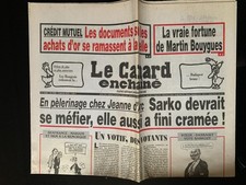 Le Canard Enchainé 4/01/2012; Crédit Mutuel; document sur les achat d'or/ Bouygu