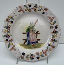 ASSIETTE MALICORNE EN FAIENCE