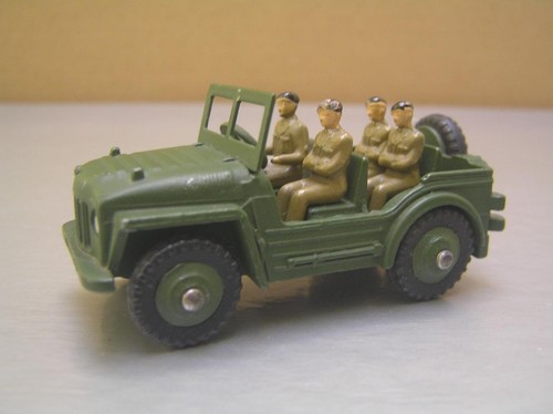Dinky toys 674 - dinky,