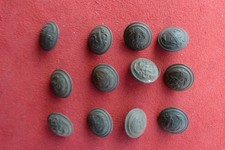 Lot 12 boutons kakis pour