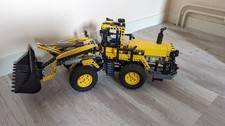 Lego technic 8265 - Front Loader / Chargeuse sur pneus