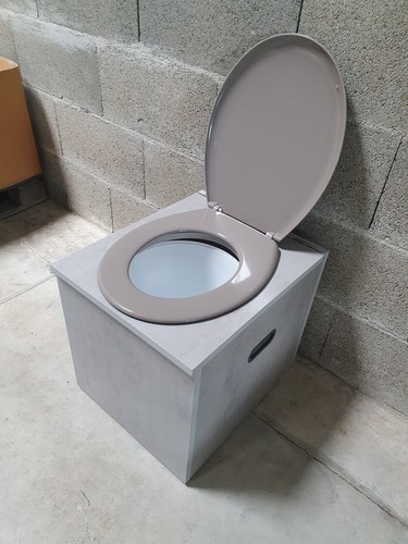 Toilette sèche inérieur - toilette, d'inérieur