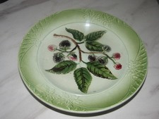 ANCIENNE ASSIETTE EN BARBOTINE