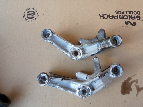 Patte fixation moteur - patte, de