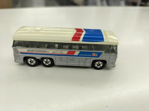 Tommy greyhound bus 8 - tommy,