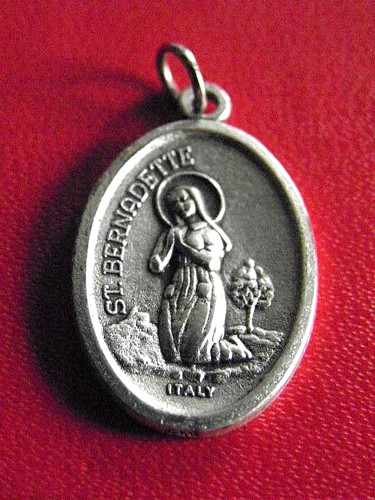 Medaille religieuse ancienne - medaille,