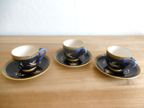 Trois tasses cafe et - tasses,