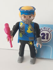 Playmobil série 21 joueur paintball sportif salle de sport gymnase city life