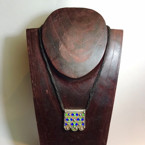 Ancien collier ethnique