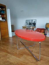 Table de salon ovale de