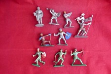 Soldats plastique 9 soldats du