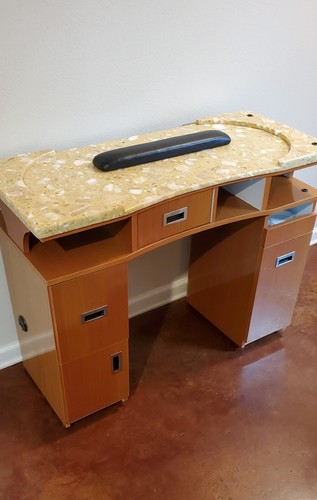 Manicure table with yellow - table,