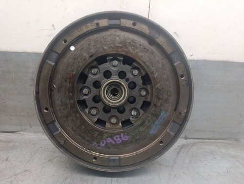 A6110301605 volant moteur