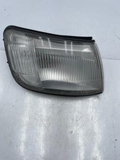 Optique avant secondaire droit (feux)(clignotant) MITSUBISHI SPACE RUNNER