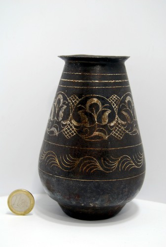 Vase dinanderie fer martelé - dinanderie,