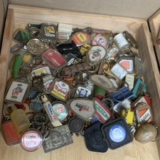 Lot porte clés divers vintage des années 60   Plastique et métal