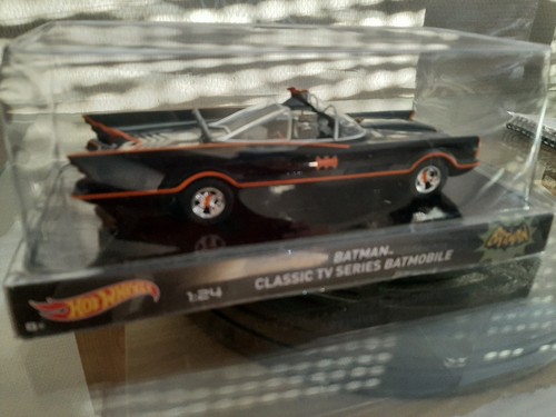 Batmobile hot wheels - batmobile,