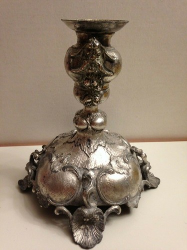 Ancien bougeoir pied de - -,