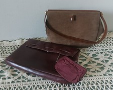 Un Lot comprenant Un Sac à