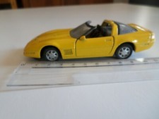 chevrolet cabriolet modele corvette jaune ZR1 - maisto / shell