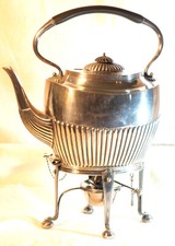 Samovar ART DÉCO britannique décors godronnée prises ébène - ref SDB25SAM001