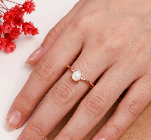 Bague opale éthiopienne