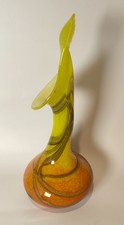 Vase en verre soufflé Signé