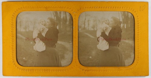 Mère avec son bébé c1880