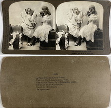 Femme explorant une garde-robe, Vintage silver print, ca.1900, stéréo Tirage vin