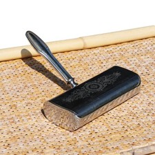 Ancien ramasse miettes en