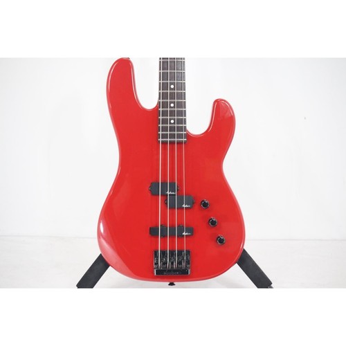 Guitare basse électrique